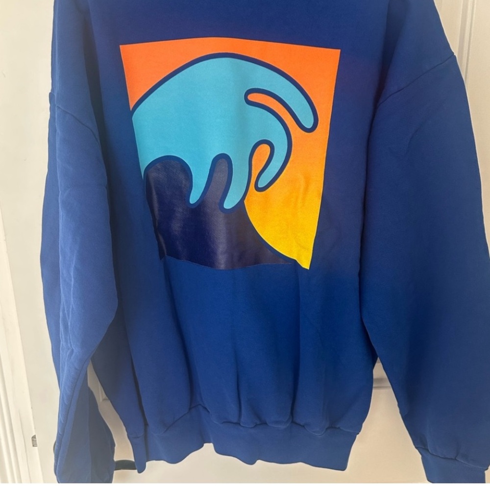 Infrathin Large Crewneck sweatshirt size large NWOT